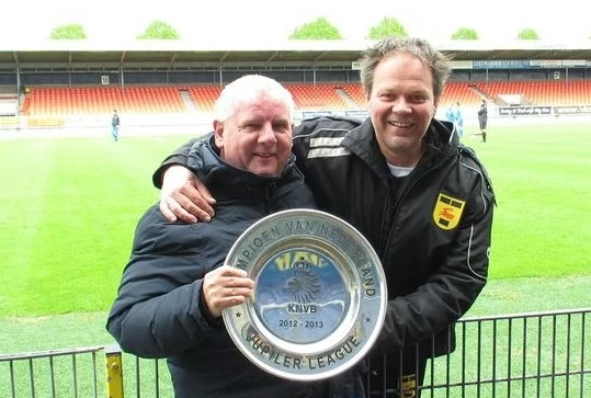 Otto Hoekstra samen met die andere clubicoon Henk de Jong