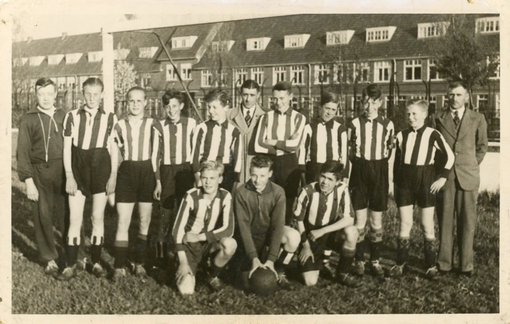 Voetbalteam VV Leeuwarden