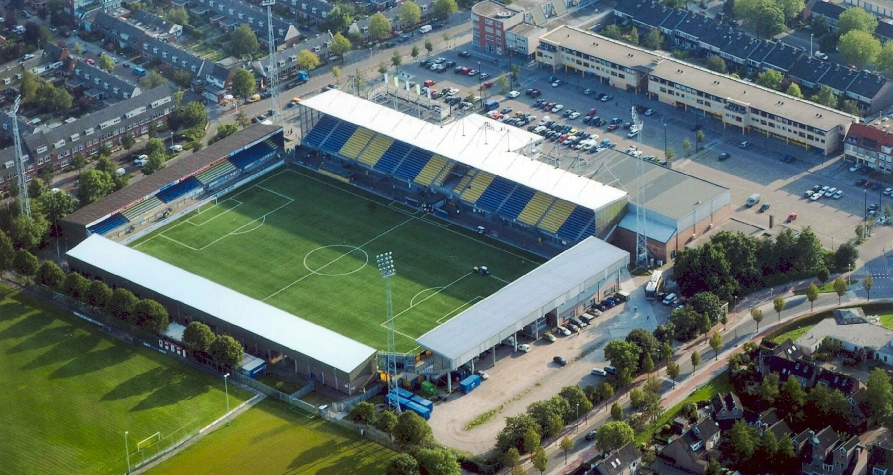 Cambuurstadion van bovenaf