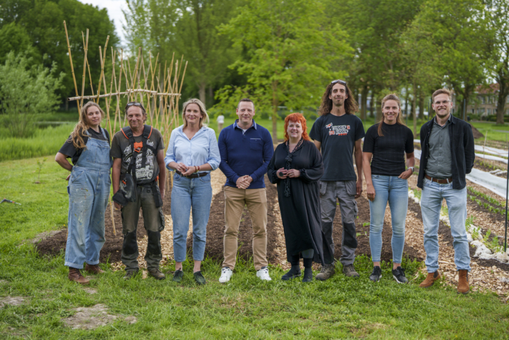 Het team achter de sociale voedseltuinen